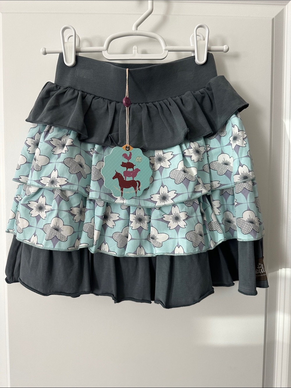 New Matilda Jane Character Counts Tiered Skirt, Size 6.